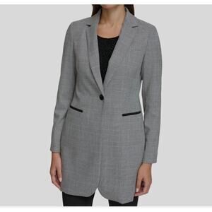 Tommy Hilfiger Women’s Black and White Plaid